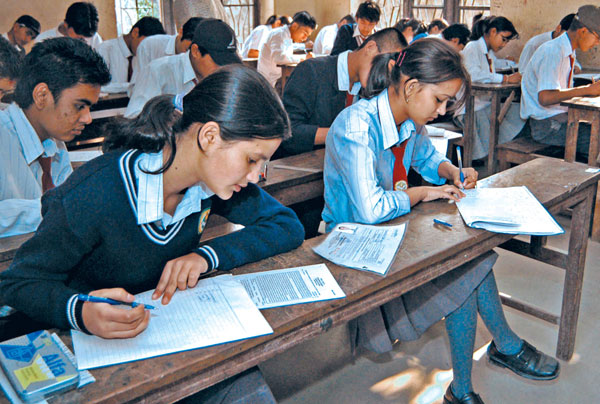 कक्षा १२ काे परीक्षा आज देखि सुरु जेठ २ गते सम्मा संचालन हुने