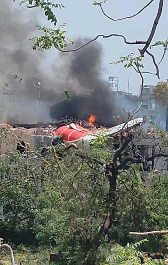 अहमदाबादमा दुर्घटनाग्रस्त एयर ईन्डियाकाे बिमानमा २४१ जना सवार थिय