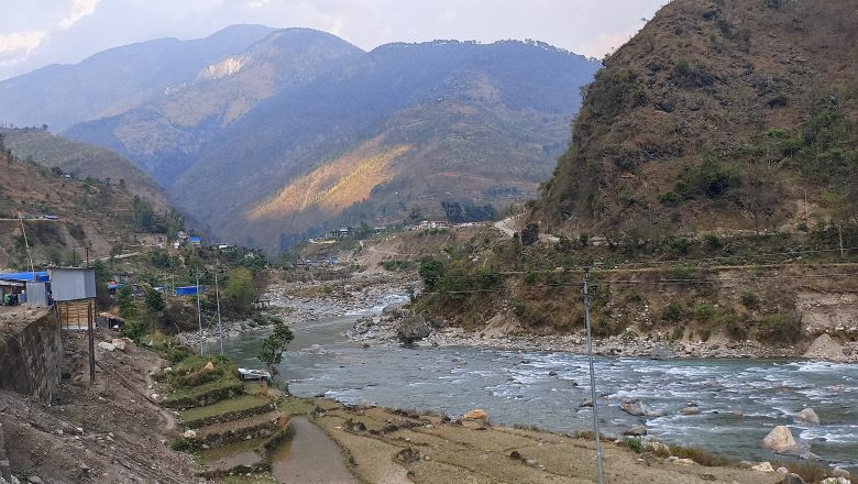 भेरि नदिमा डुबे तीन बालक, एक जनाकाे शव भेटियाे, दुइजना बेपत्ता