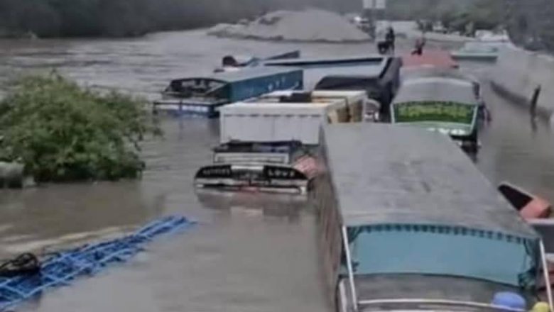चिनबाट उर्लेकाे बाढीले रसुवा जिल्ला जलमग्न,