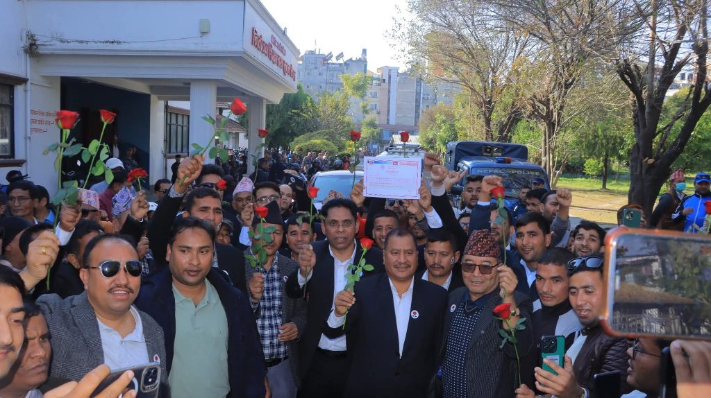 भ्रष्टाचारीलाई कालाे काेठरीमा थुन्नु पर्छ र याेग्य जनप्रतिनिधि चुन्नु पर्छ – विप्लव