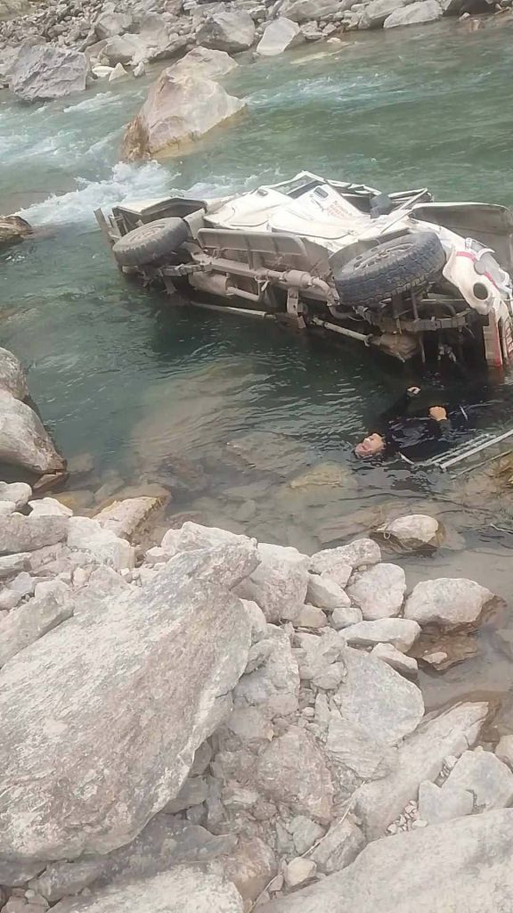 डाेल्पाकाे जगदुल्लामा जिप दुर्घटना चालककाे मृत्यु